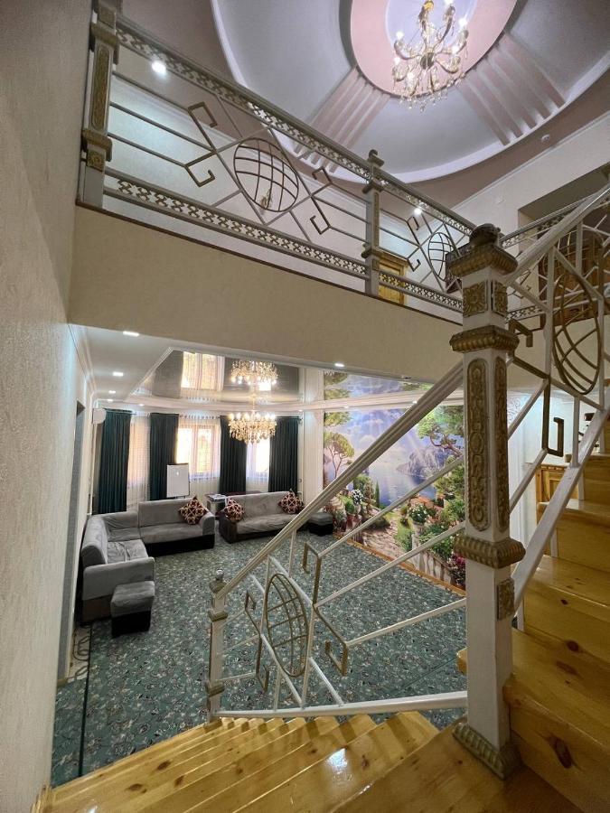 Tomaris Hotel Нукус Екстериор снимка