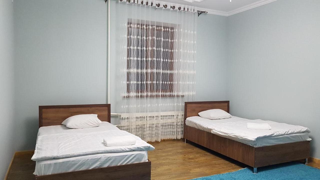 Tomaris Hotel Нукус Екстериор снимка