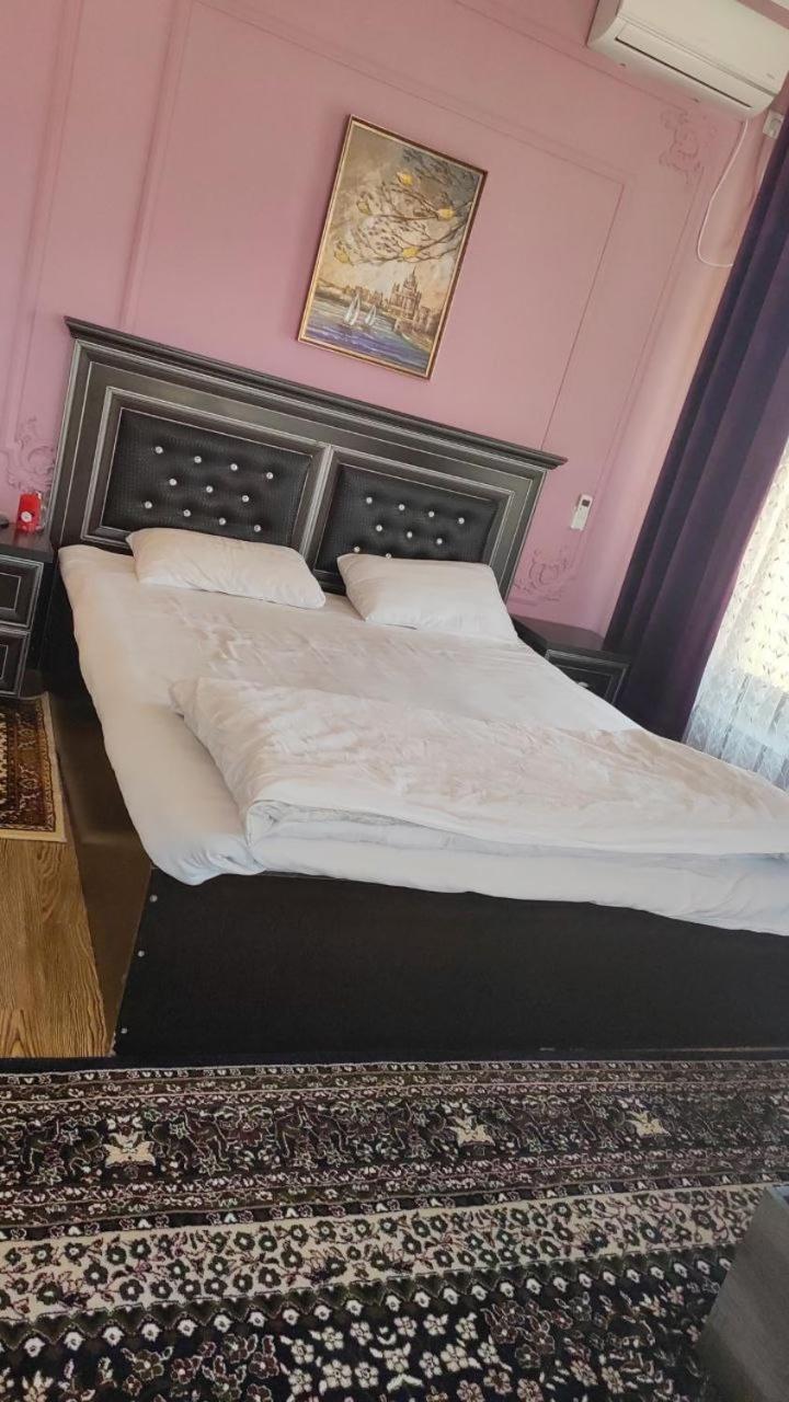 Tomaris Hotel Нукус Екстериор снимка